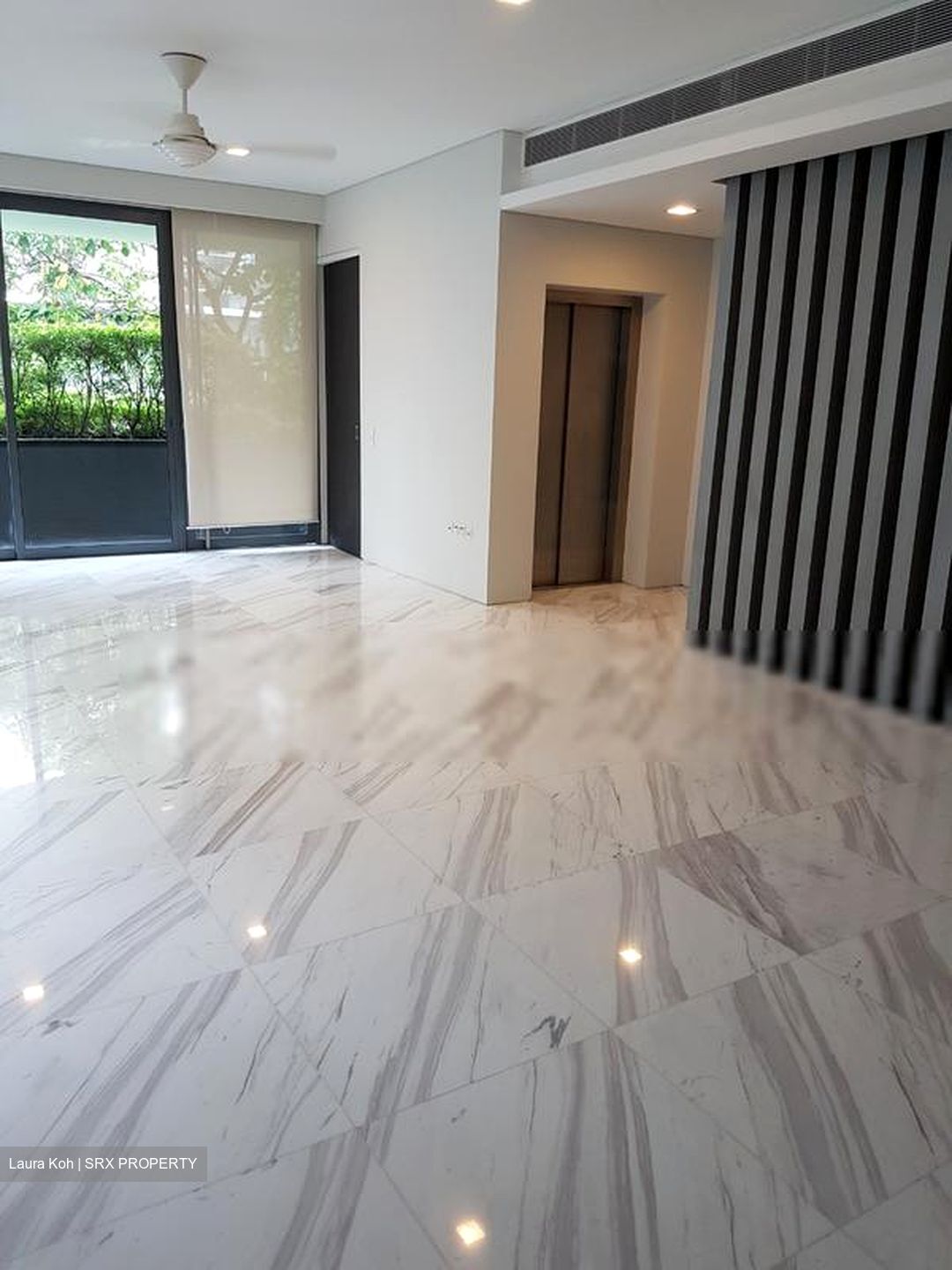Illoura (D10), Terrace #411474461